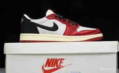 OG Home Room Trophy Retro 1 Jordan Low 0526